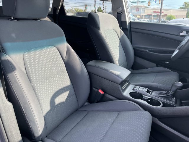 Used 2019 Hyundai Tucson Sport FWD image 23