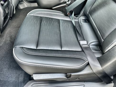 New 2026 Buick Enclave Sport Touring w/ Power Package image 17