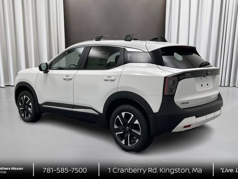 New 2026 Nissan Kicks SV w/ Cold Weather Package AWD/4WD image 7