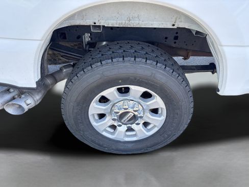 Used 2024 Ford F250 XLT AWD/4WD image 26