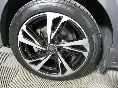 Used 2017 Volkswagen Jetta SEL FWD image 27
