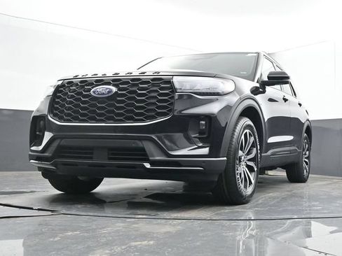 Used 2025 Ford Explorer ST-Line AWD/4WD image 49