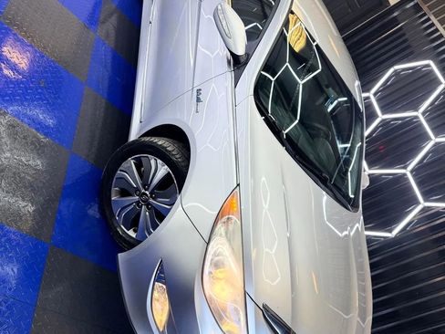 Used 2013 Hyundai Sonata Limited image 12