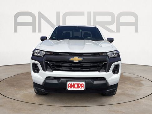 Used 2024 Chevrolet Colorado LT w/ LT Convenience Package II image 8