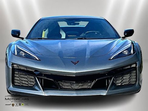 Used 2023 Chevrolet Corvette Z06 image 3