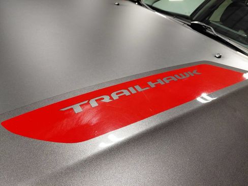 Certified 2022 Jeep Compass Trailhawk w/ Trailhawk Elite Group AWD/4WD image 34