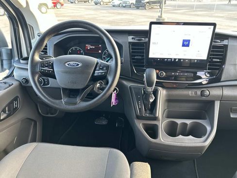 Used 2023 Ford Transit 350 XLT image 19