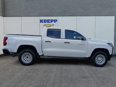Used 2023 Chevrolet Colorado W/T RWD image 6