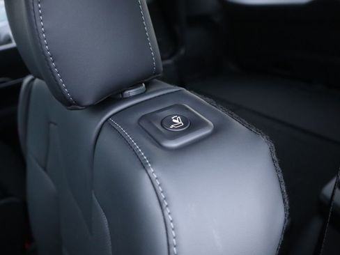 New 2025 Kia Telluride S image 16