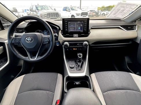 Used 2021 Toyota RAV4 AWD Hybrid image 15