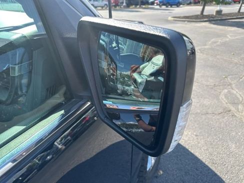 Used 2021 Ford F150 Limited image 8