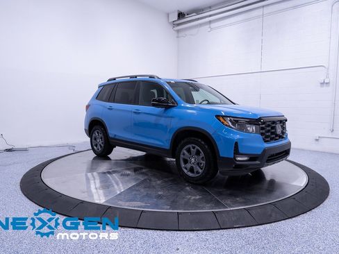Used 2025 Honda Passport TrailSport image 55