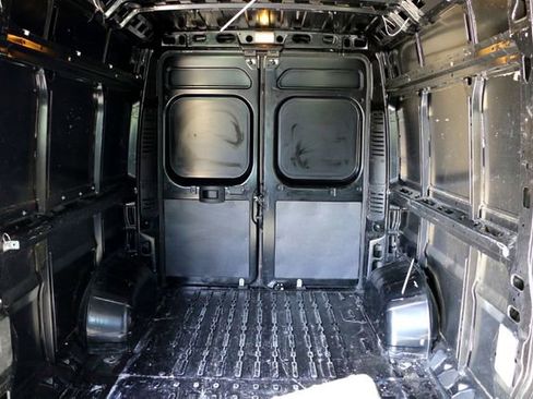 Used 2021 RAM ProMaster 2500 FWD image 24