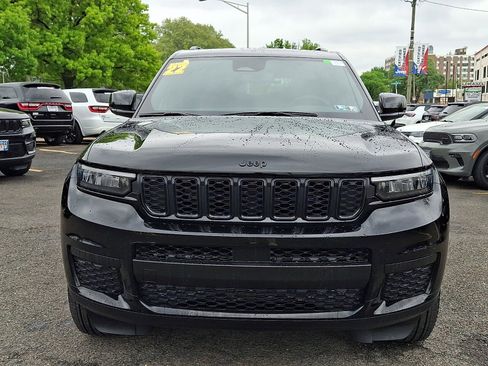 Used 2024 Jeep Grand Cherokee L Altitude AWD/4WD image 2