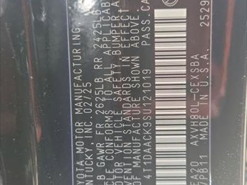 Certified 2025 Toyota Camry SE w/ Convenience Package image 38