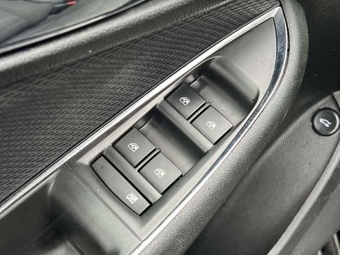 Used 2019 Chevrolet Cruze LT w/ LT Fleet Convenience Package image 17