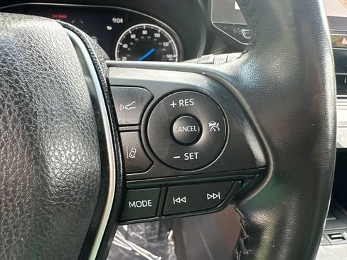Used 2023 Toyota Venza XLE AWD/4WD image 34
