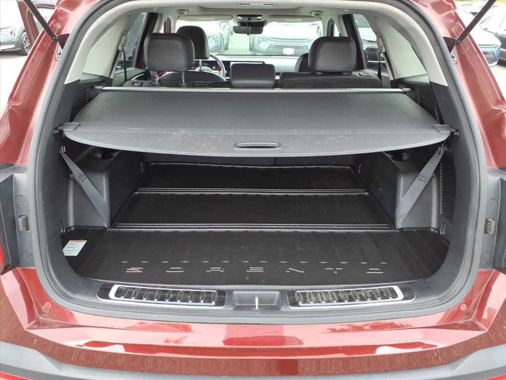 Used 2025 Kia Sorento S w/ Panoramic Sunroof Package FWD image 15
