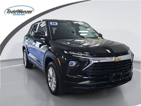 Used 2025 Chevrolet TrailBlazer LS w/ LS Convenience Package AWD/4WD image 1