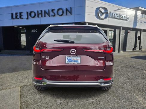 Used 2024 MAZDA CX-90 Plug-In Hybrid w/ Premium Pkg AWD/4WD image 4