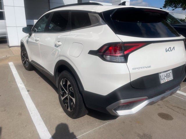 Used 2023 Kia Sportage EX w/ EX Premium Package AWD/4WD image 4