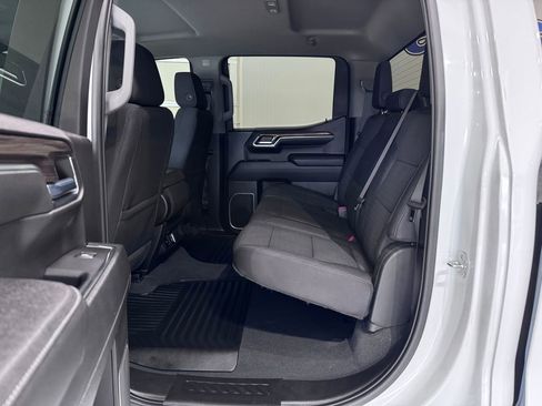 Used 2023 Chevrolet Silverado 1500 LT image 12