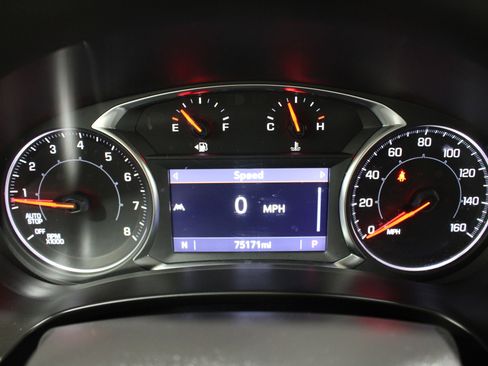 Used 2023 GMC Terrain SLT AWD/4WD image 14