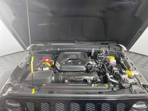 Used 2021 Jeep Wrangler Unlimited Sport image 27