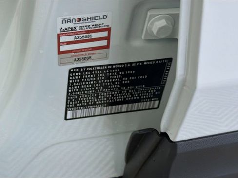 New 2026 Volkswagen Taos SE image 31