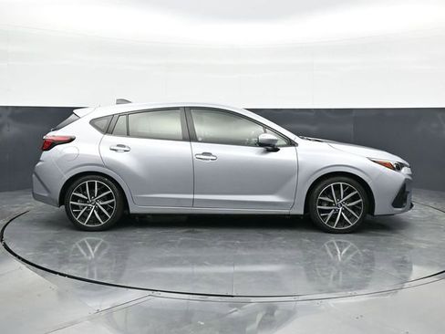 Used 2024 Subaru Impreza 2.0i Sport image 8