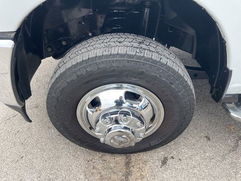 Used 2024 RAM 3500 Big Horn image 10