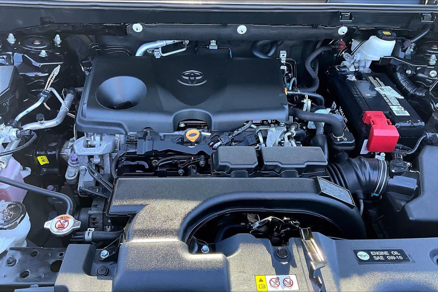 Certified 2021 Toyota RAV4 XLE AWD/4WD image 31