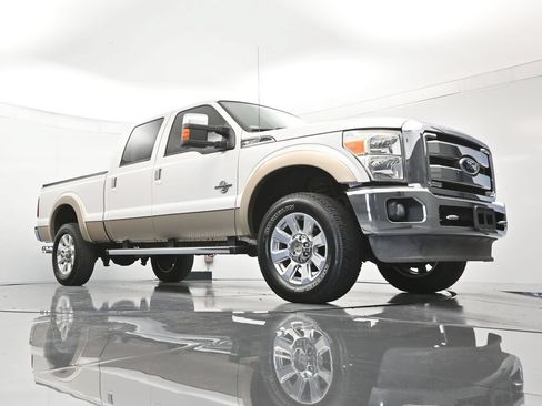Used 2011 Ford F350 Lariat w/ Lariat Interior Pkg AWD/4WD image 39