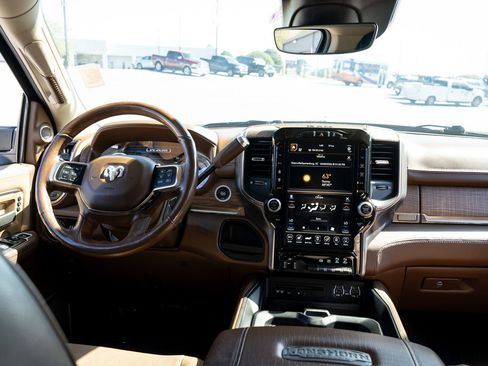 Used 2019 RAM 2500 Limited image 30