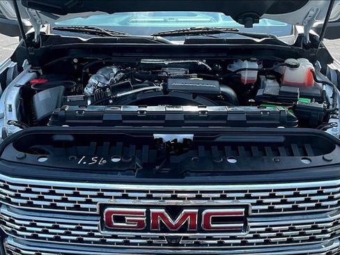 Used 2023 GMC Sierra 3500 Denali w/ Technology Package AWD/4WD image 30