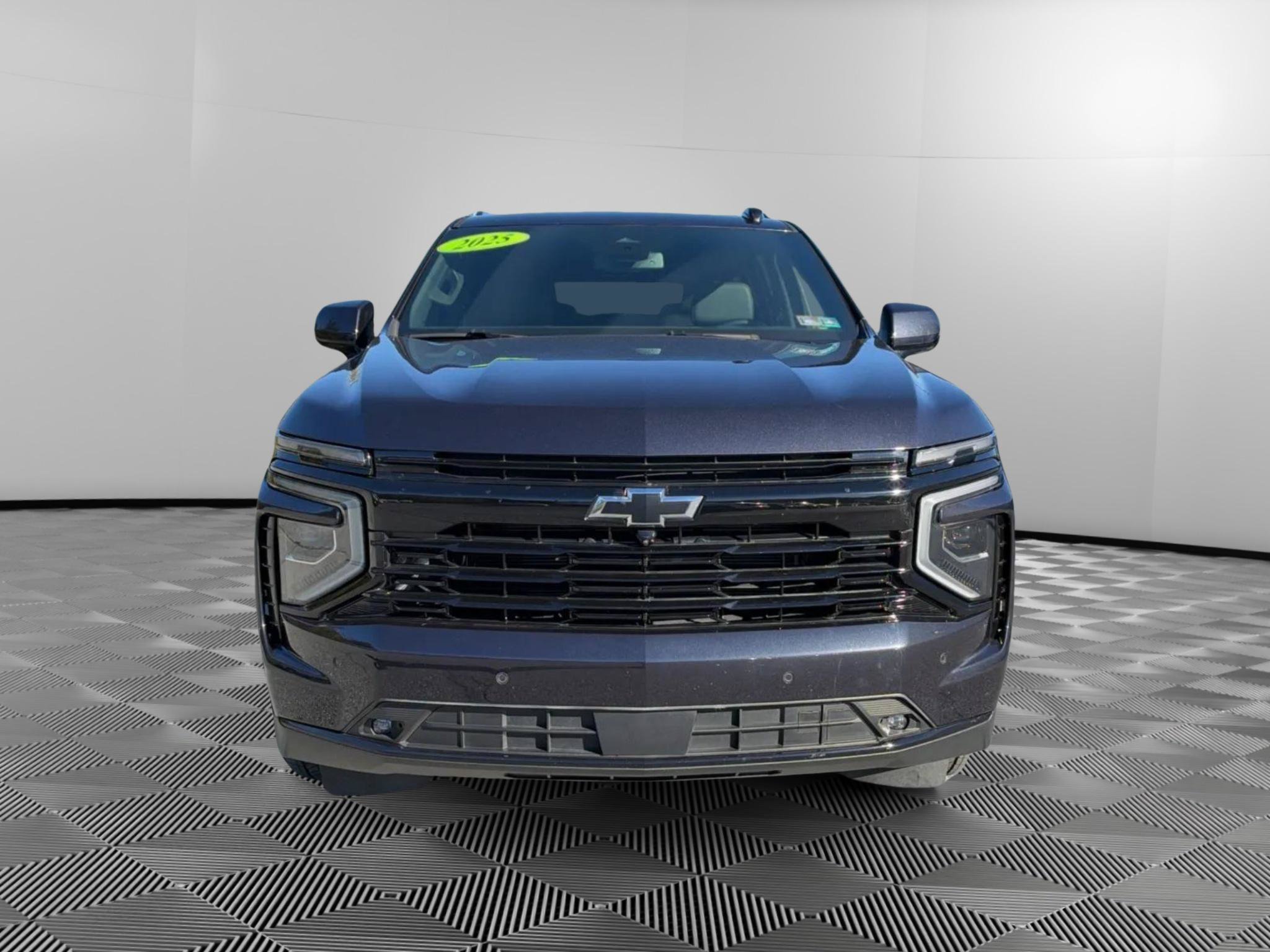 Used 2025 Chevrolet Suburban RST w/ RST Capability Package AWD/4WD image 7