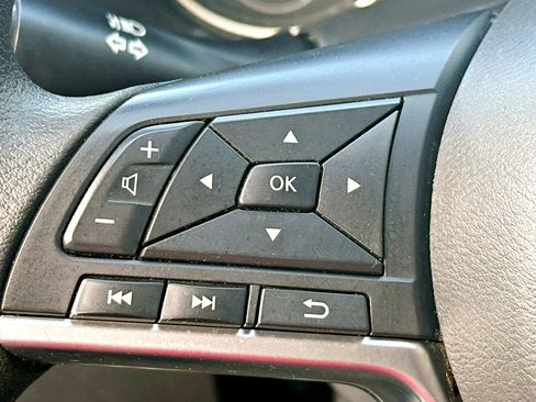 Used 2020 Nissan Altima 2.5 S FWD image 25