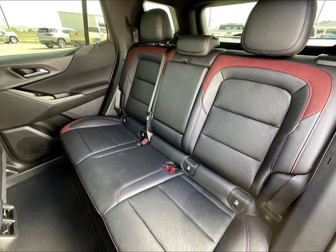 Certified 2025 Chevrolet Equinox RS w/ Safety and Technology Package FWD image 19