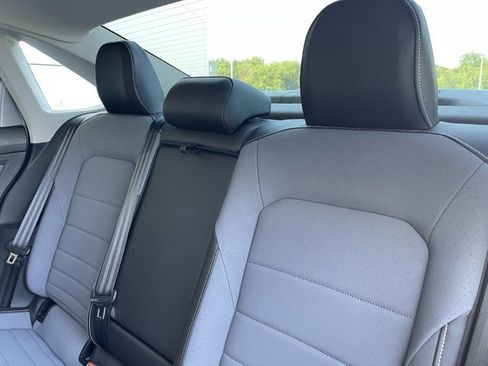 New 2025 Volkswagen Jetta SE image 36