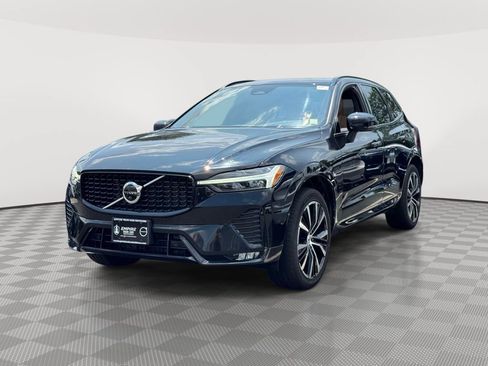 Used 2023 Volvo XC60 B5 Ultimate w/ Climate Package AWD/4WD image 2