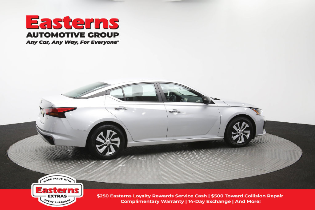 Used 2024 Nissan Altima 2.5 S FWD image 44