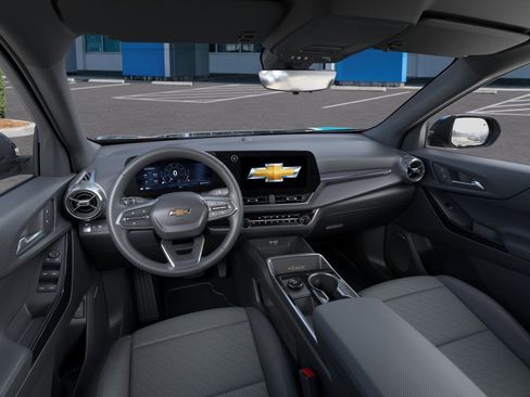 New 2026 Chevrolet Equinox LT w/ Convenience Package II FWD image 15