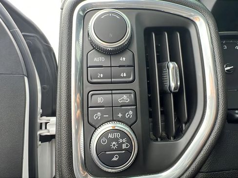 Used 2019 GMC Sierra 1500 Denali w/ Denali Ultimate Package AWD/4WD image 19