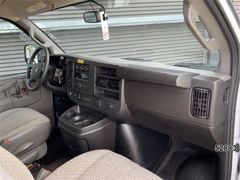 Used 2025 Chevrolet Express 3500 LS RWD image 25