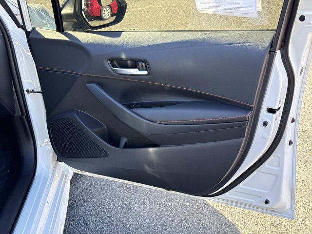 Used 2026 Toyota Corolla SE FWD image 8