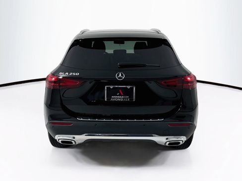 Certified 2025 Mercedes-Benz GLA 250 image 7