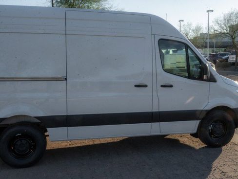 New 2025 Mercedes-Benz Sprinter 2500 image 4