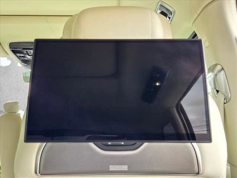 Used 2023 Land Rover Range Rover SV image 23