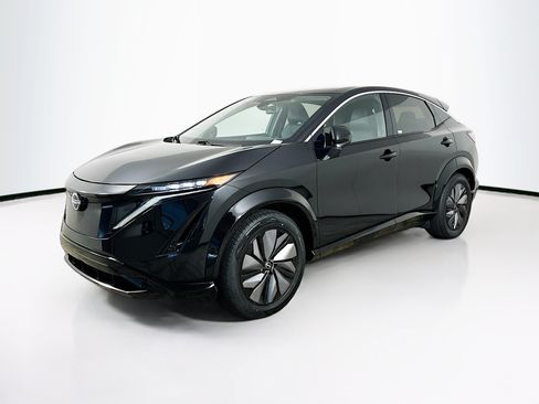 Used 2023 Nissan Ariya FWD image 3