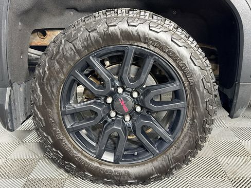 Used 2019 GMC Sierra 1500 Elevation image 31